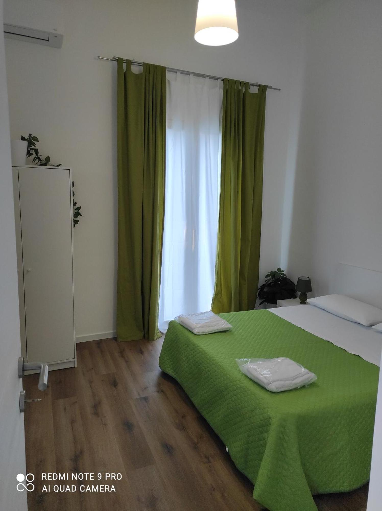 Mondello Sicily Apartament Стая снимка
